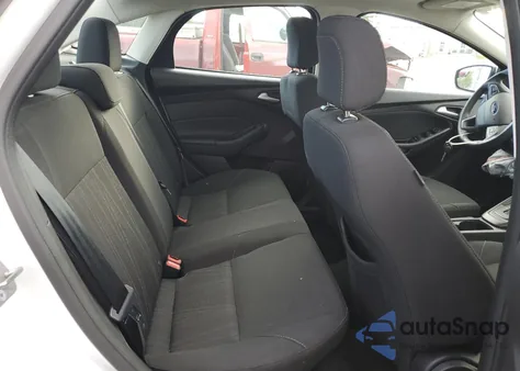 2018 Ford Focus Sel z USA, uszkodzony, nr VIN 1FADP3H26JL294479